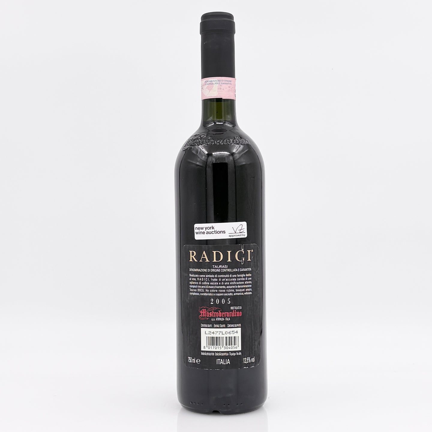 Red wine bottle with 'Radiçi' label on a white background