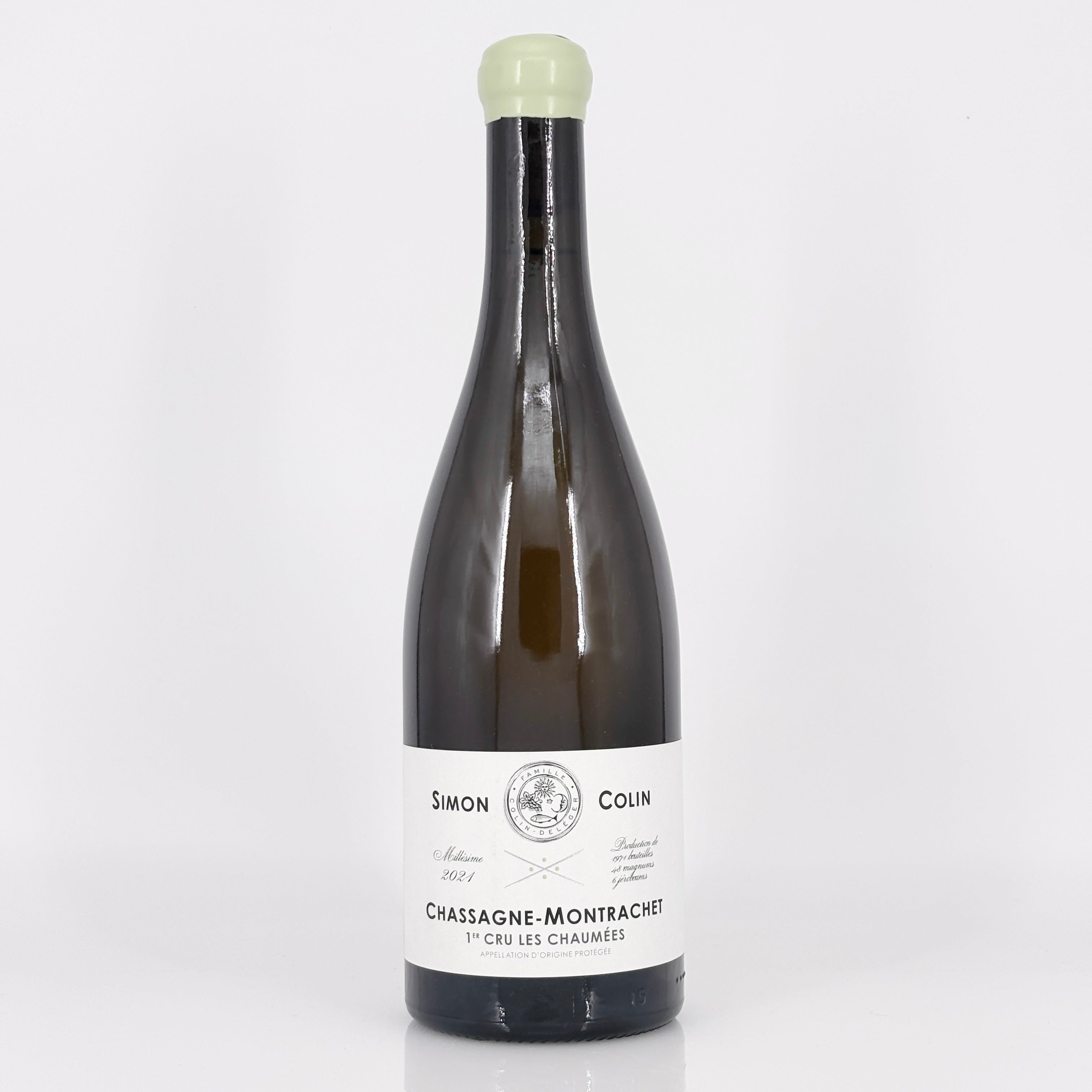 Wine bottle with a white label on a light gray background
