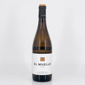 Wine bottle labeled 'El Muelle' on a white background